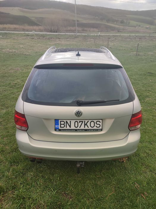 Vind mașina personală vw golf 6 2012