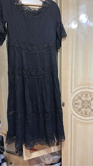 Продам платья 5000