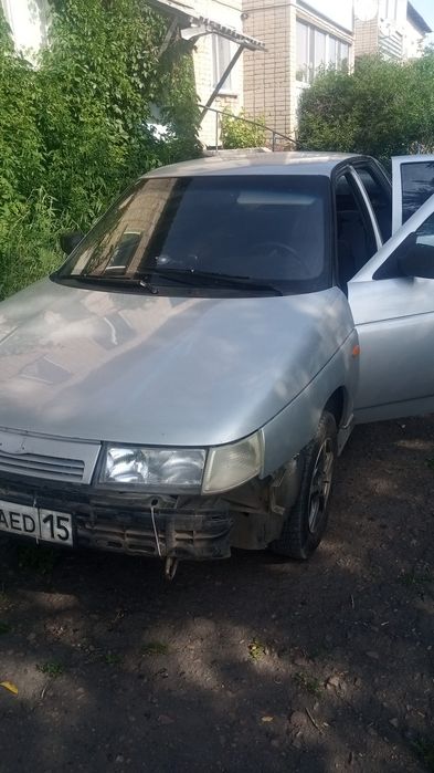 Автомобиль ваз 2112