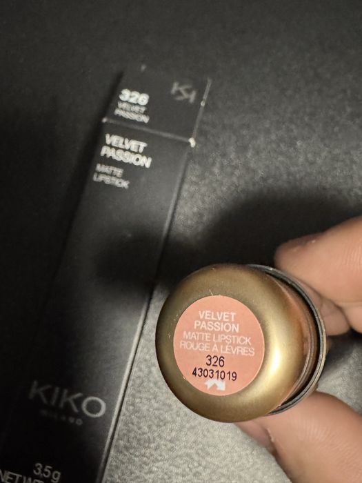 Rujuri Velvet Passion Matte Kiko Milano 304 , 326