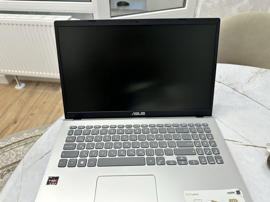 ASUS VivoBook 15.