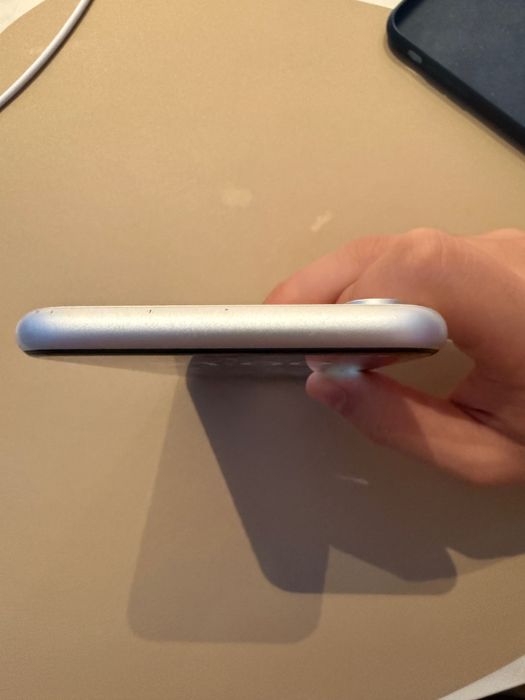 iPhone XR 64GB
