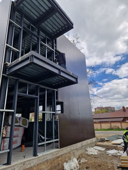 Hale metalice din profile