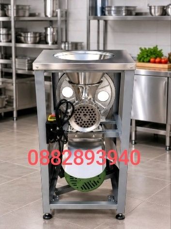 Алуминиева месомелачка с плот N;32 с мотор 2.2kw с фуния и колелца