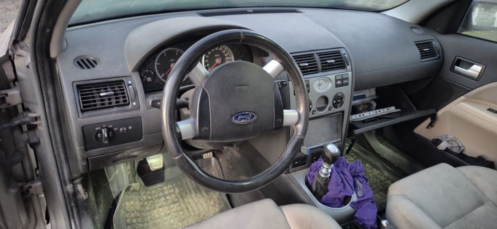 Ford Mondeo 2002