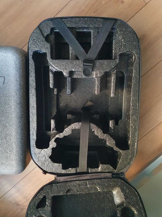 Дрон DJI Phantom 4 Pro