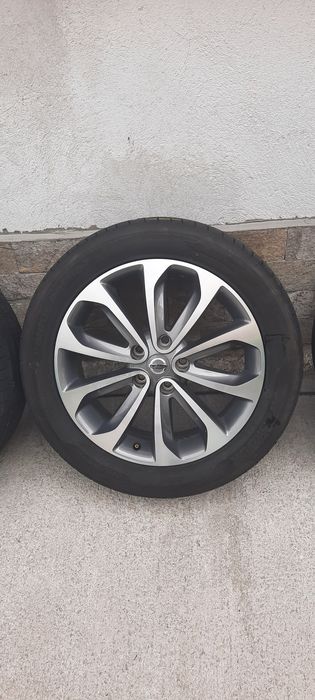 Джанти Nissan 18 цола , 5х114.3 , 6.5j ,et40 , 215/55/18 Renault Dacia