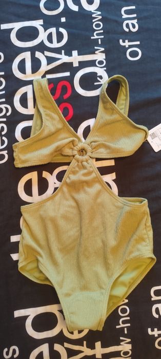 Costum baie fete ,marimea 128-134