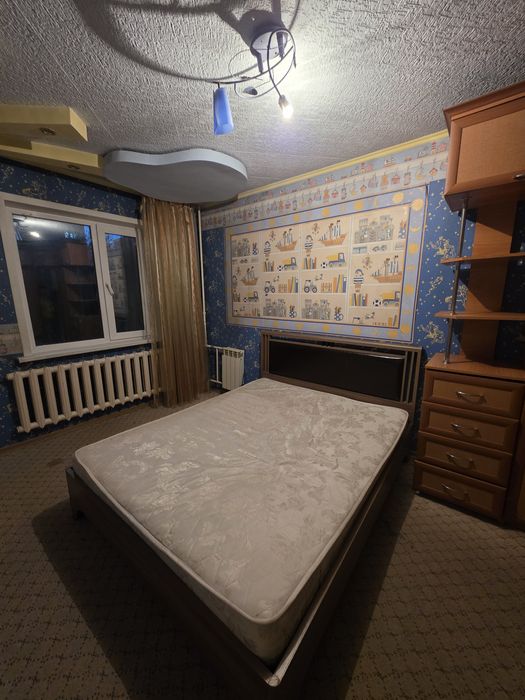 Продам шкаф с кроватью