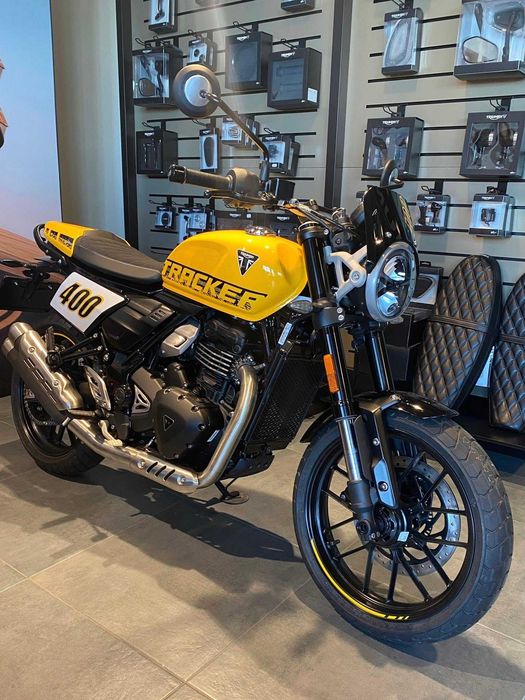 Motocicleta Triumph Tracker 400 2026 | Finantare rapida