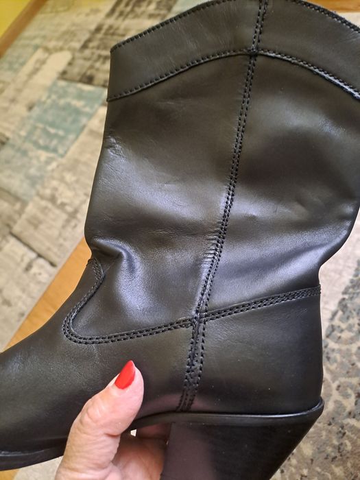 Cizme Zara negre din piele