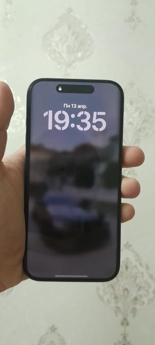 Айфон 15 про 256 гб чёрный цвет