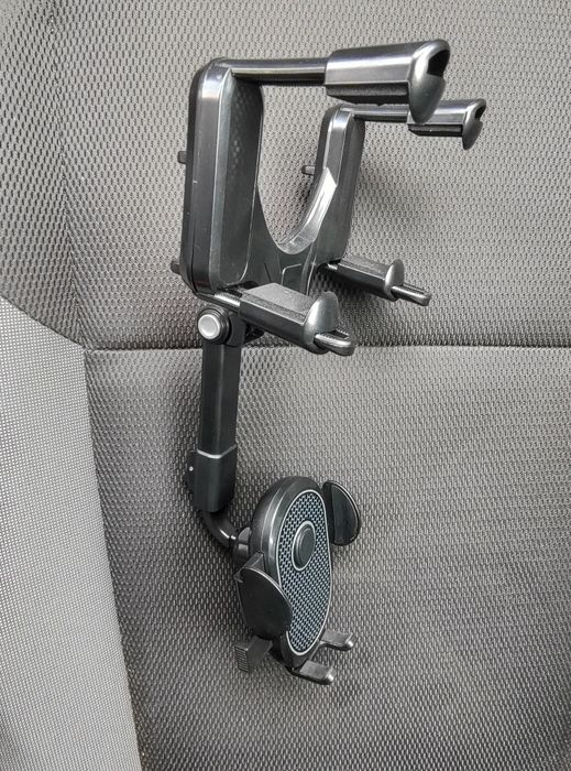 Suport auto pentru telefon-montaj la oglinda retrovizoare (ca nou)