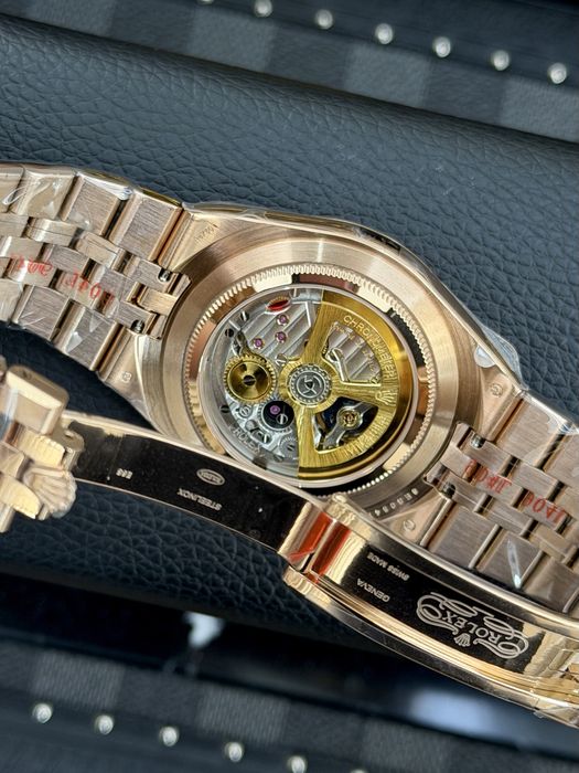 Rolex Land-Dweller Everose Gold  40mm