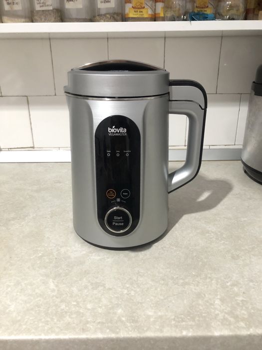 Biovita VegaMaster - Aparat multifunctional lapte vegetal, supa crema, smoothie