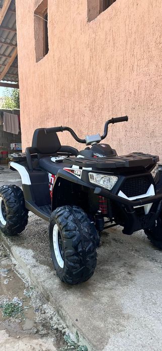 Машина детский электронный