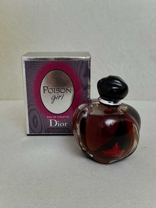 Vand apă de toaletă  Poison girl