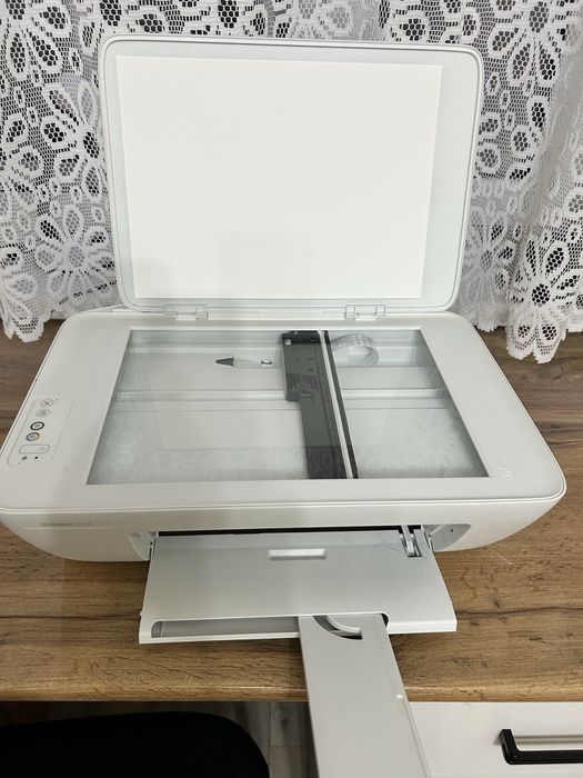 Цветной принтер HP DeskJet 2320