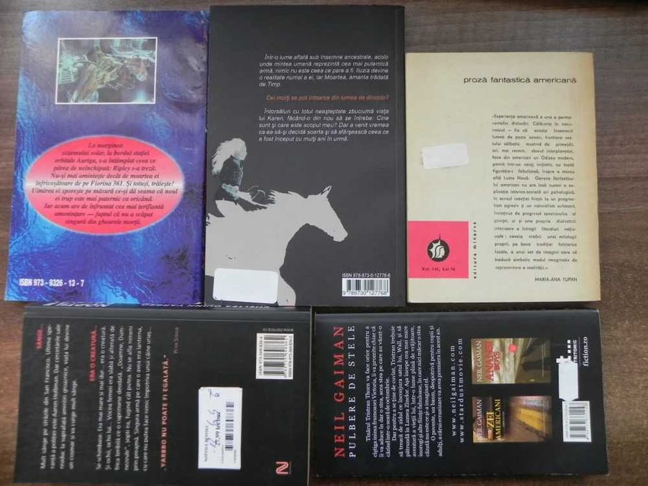 lot 24 carti  horror Dean Koontz Miezul noptii Lovecraft  Monstrul din prag Alien Strazi intunecate Antologie de urban fantasy George R R Martin