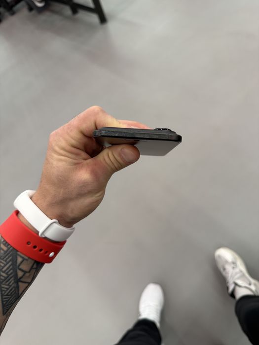Продам или обменяю iphone air
