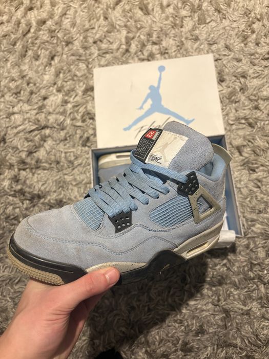 Jordan 4 university blue