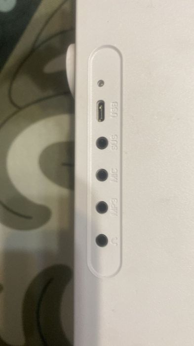 Синтезатор электронный