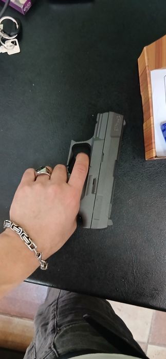 Пистолет Железо мощный