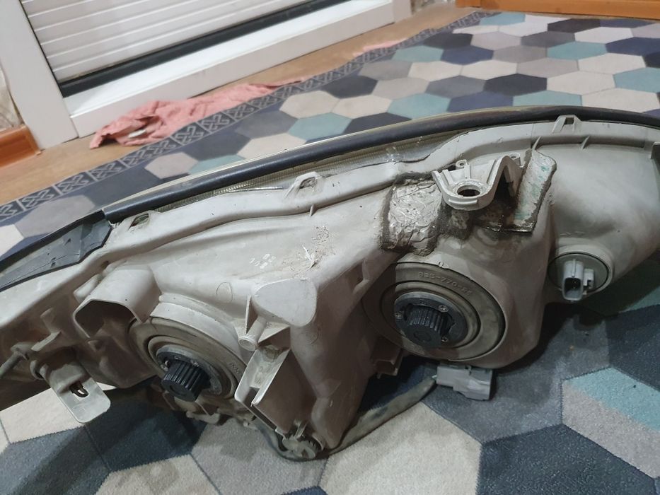 Продам фару камри 35