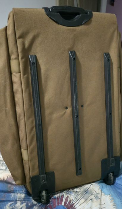 Vând rucsac militar Canadian