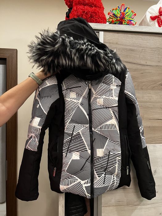 Дамско скиорско яке Icepeak