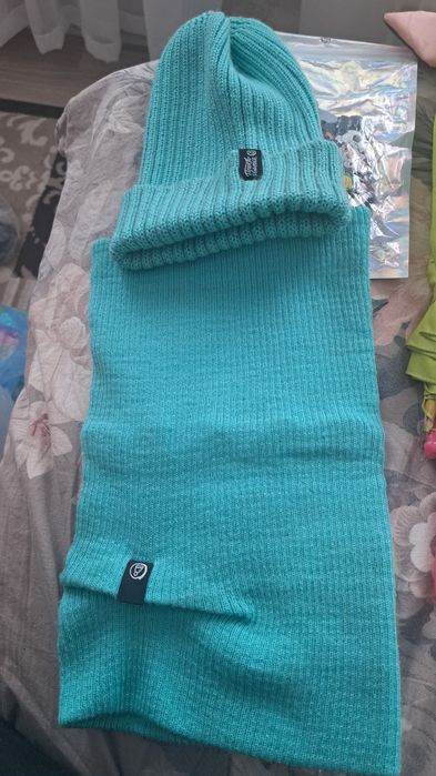 Шапочка детская в хорошем состоянии