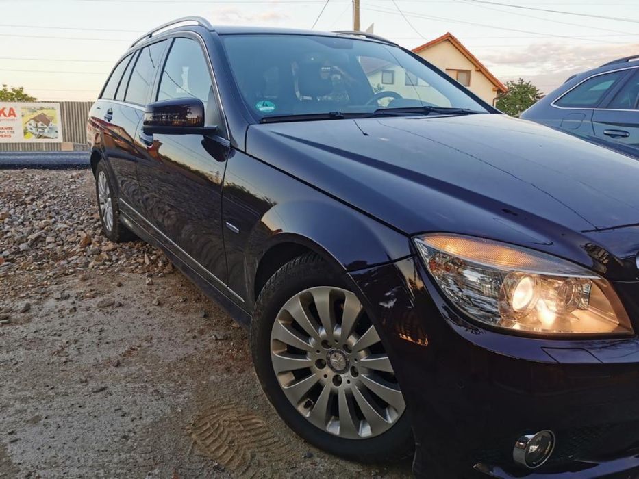 Vând / Schimb  cu 4x4 automat. Mercedes C220