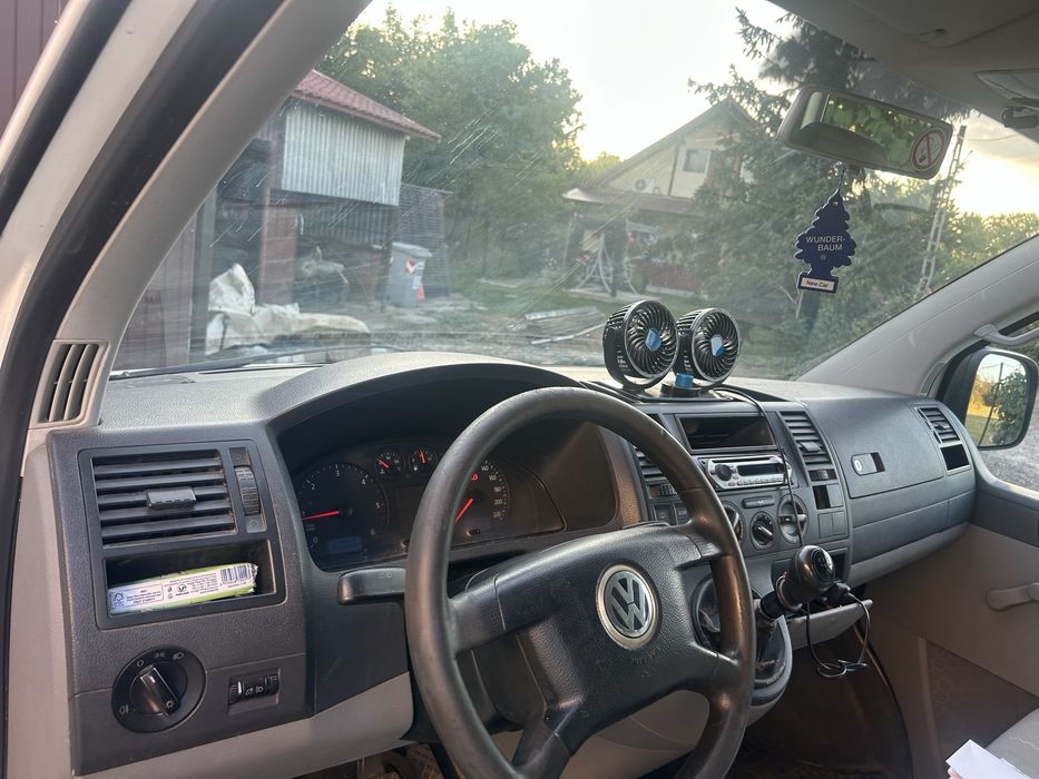 Volkswagen T5 Doka 2004
