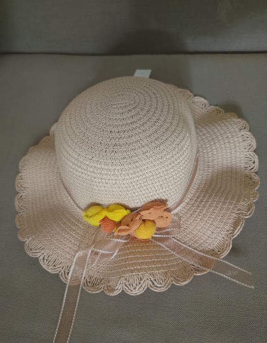 Продам шляпу детскую