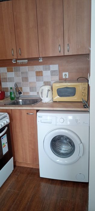 Дава се под наем Тристаен апартамент в Варна, Възраждане 1 - 58 кв.м за 382.5 € - Снимка #3