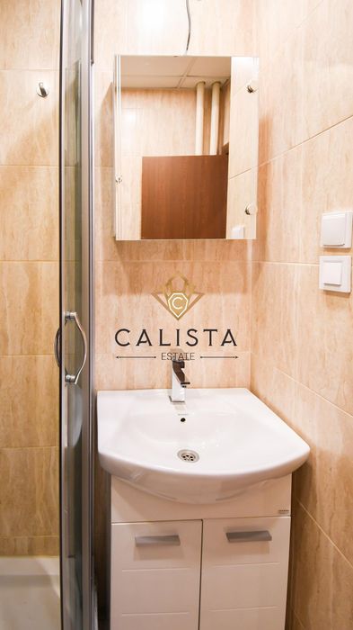 Дава се под наем Тристаен апартамент в София, Лозенец - 84 кв.м за 820 € - Снимка #10