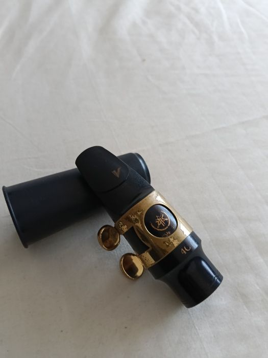 Saxofon Argintiu Lade