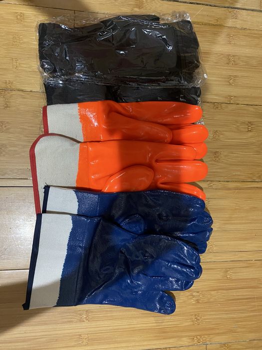 Продмм перчатки новый.  Перчатки теплый черный.