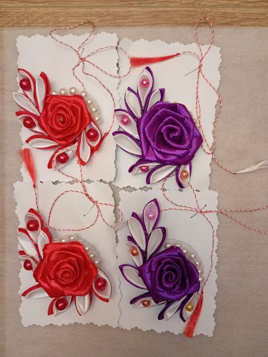 Set de 4 mărțișoare din satin