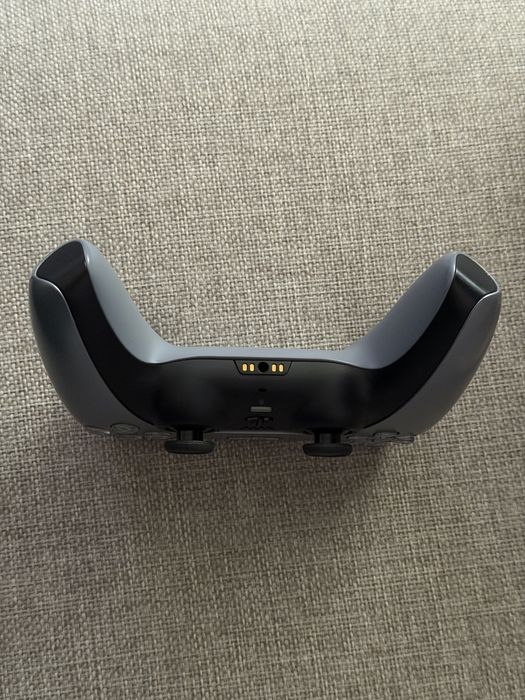 Controller / maneta PS5, Silver, stare foarte buna