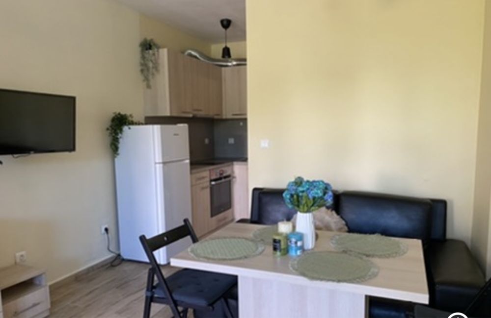 Дава се под наем Едностаен апартамент в София, 7-ми 11-ти километър - 38 кв.м за 306 € - Снимка #1