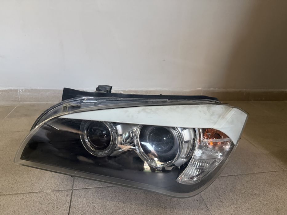 Ляв ксенонов фар BMW X1 E84 Valeo