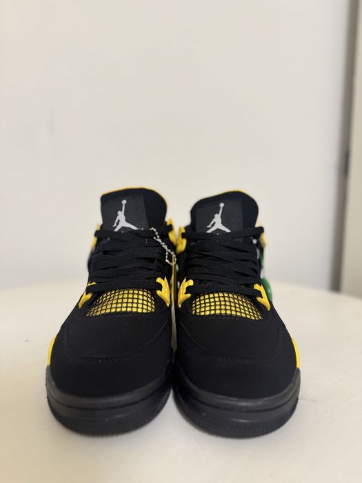 Jordan 4 Yellow Thunder
