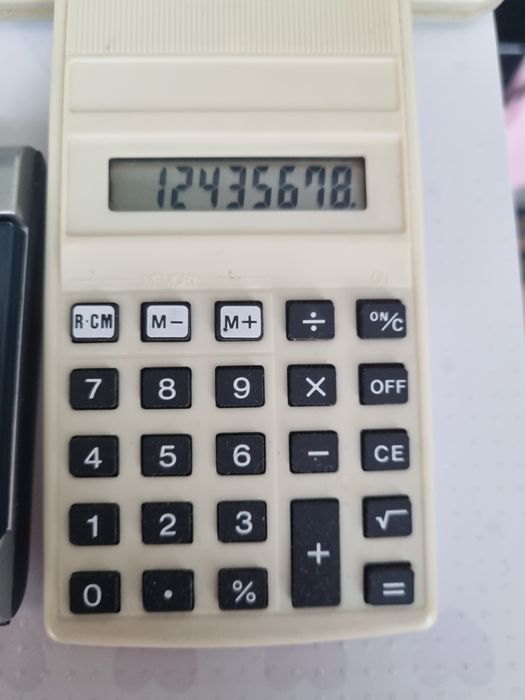 Calculatoare vechi pentru colectie