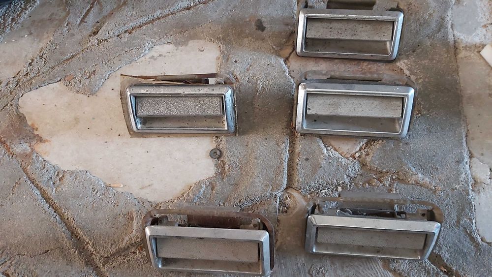 Части за москвич.