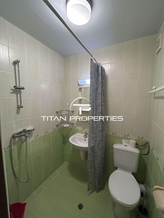 Тристаен апартамент, под наем, Център