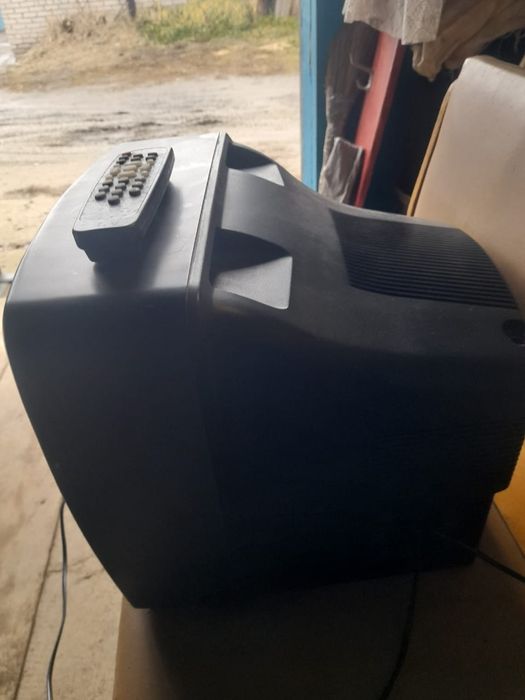 Продам  телевизор в Костанае.