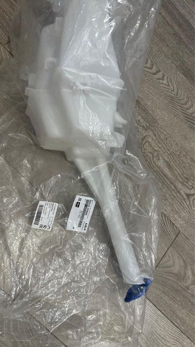 Бачок стеклоомывателя