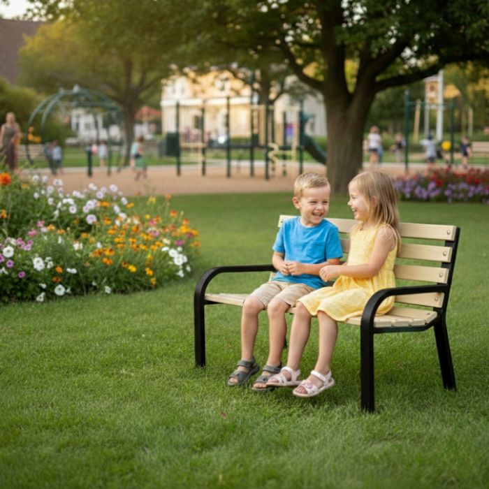 Детска пейка ,здрава конструкция и модерен дизайн