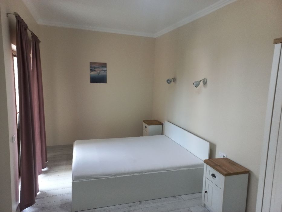 Apartament 3 camere in vila,curte individuala,Craiova-zona Ciuperca/Biserica Madona/Stadion